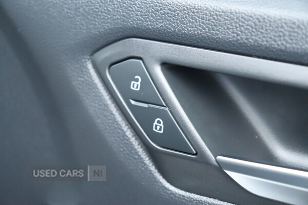 Used Volkswagen T-Roc 2022 for sale - 77697097: Photo 31