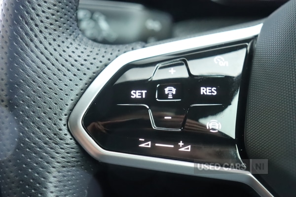 Used Volkswagen Golf 2024 for sale - 77613345: Photo 17