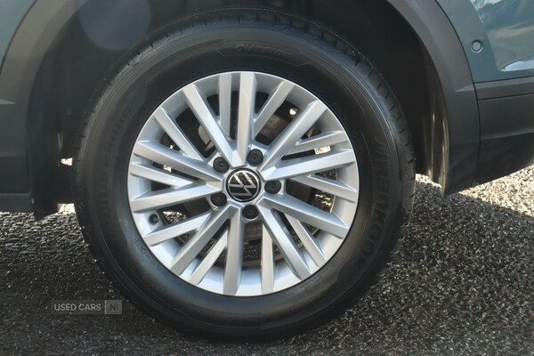 Used Volkswagen T-Roc 2023 for sale - 77809350: Photo 23
