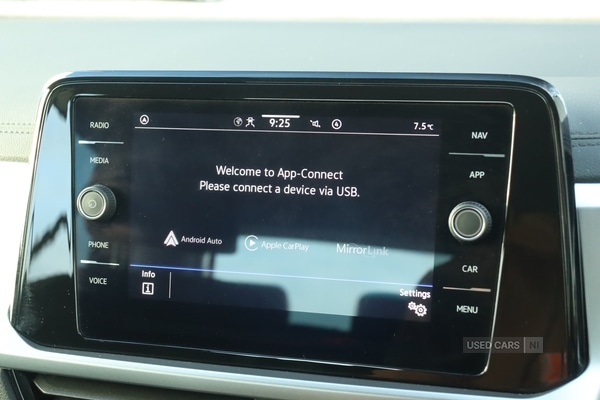 Used Volkswagen T-Roc 2023 for sale - 77809350: Photo 33