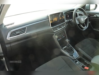 Used Volkswagen T-Roc 2025 for sale - 79401747: Photo
