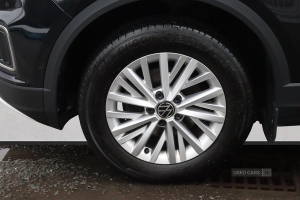 Used Volkswagen T-Roc 2022 for sale - 77456828: Photo 5