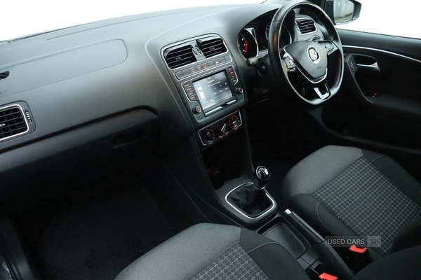 Used Volkswagen Polo 2017 for sale - 77634239: Photo 2