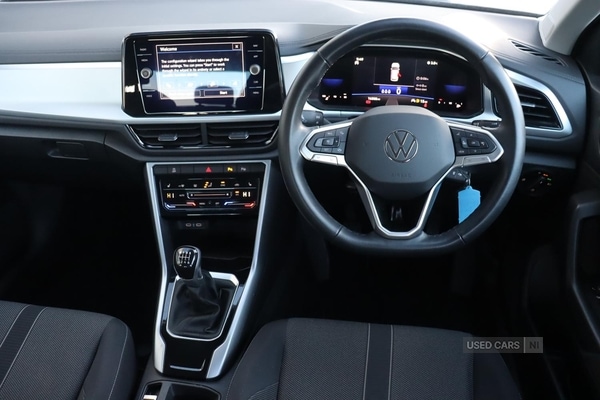 Used Volkswagen T-Roc 2023 for sale - 76646825: Photo 13