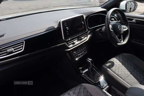 Used Volkswagen T-Roc 2025 for sale - 75579004: Photo 2