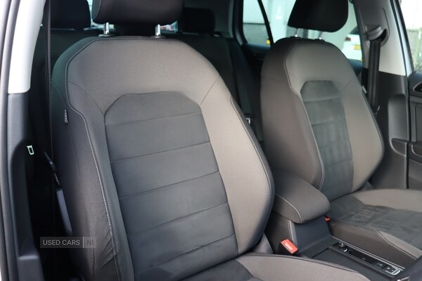 Used Volkswagen Golf 2020 for sale - 76350175: Photo 27