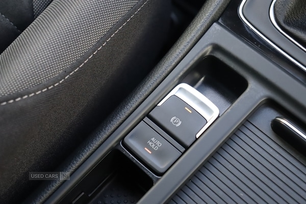 Used Volkswagen Golf 2020 for sale - 76350175: Photo 29