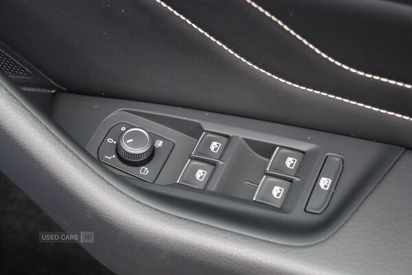 Used Volkswagen Passat 2022 for sale - 76500280: Photo 30