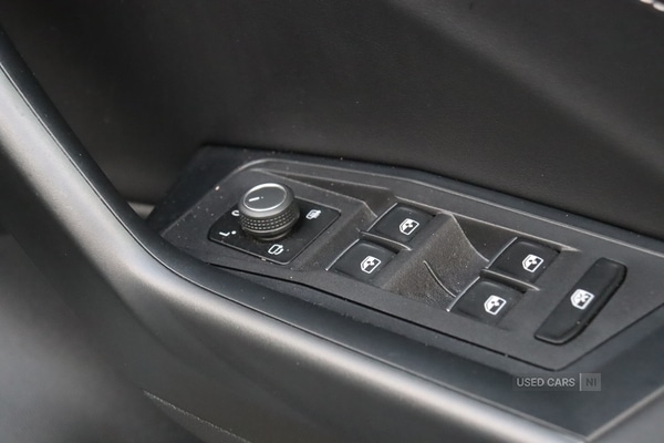 Used Volkswagen T-Roc 2024 for sale - 77192603: Photo 30