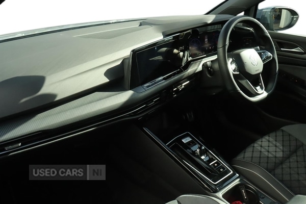 Used Volkswagen Golf 2024 for sale - 77940974: Photo 2