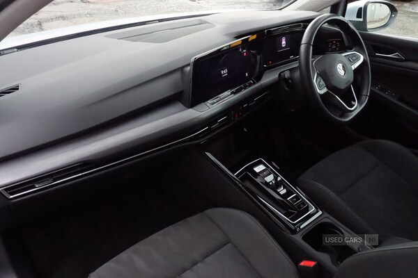 Used Volkswagen Golf 2022 for sale - 75292340: Photo 2