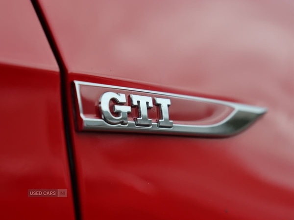 Used Volkswagen Golf 2018 for sale - 76095311: Photo 36