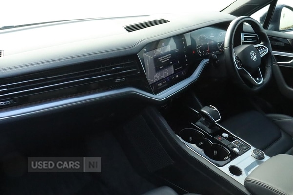 Used Volkswagen Touareg 2023 for sale - 78205596: Photo 2