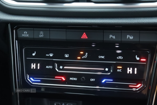 Used Volkswagen T-Roc 2025 for sale - 78102040: Photo 28