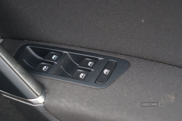 Used Volkswagen Golf 2019 for sale - 76840233: Photo 29