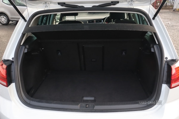 Used Volkswagen Golf 2019 for sale - 76914066: Photo 10