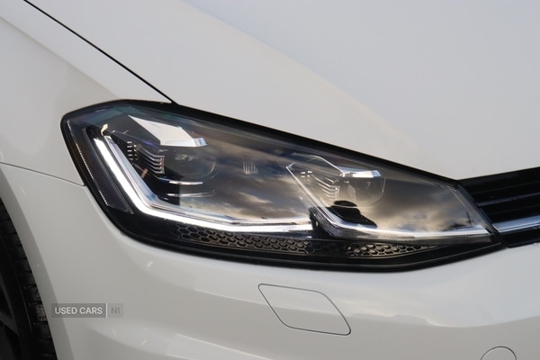 Used Volkswagen Golf 2019 for sale - 76914066: Photo 7