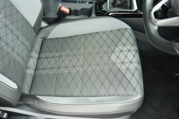 Used Volkswagen T-Roc 2023 for sale - 77684545: Photo 23