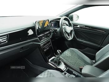 Used Volkswagen T-Roc 2023 for sale - 77684545: Photo