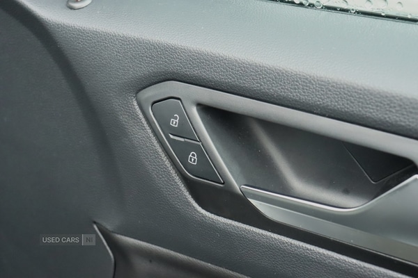 Used Volkswagen T-Roc 2023 for sale - 77684545: Photo 31