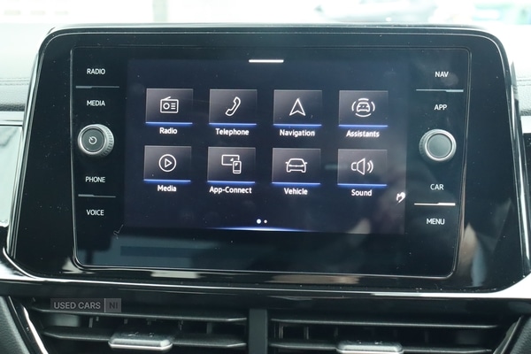 Used Volkswagen T-Roc 2023 for sale - 77684545: Photo 33