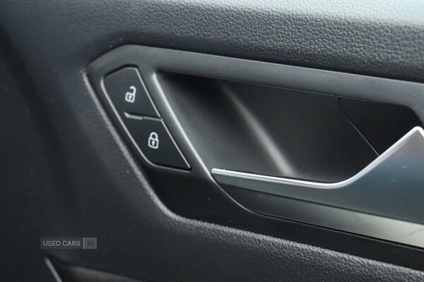 Used Volkswagen T-Roc 2021 for sale - 78035288: Photo 31