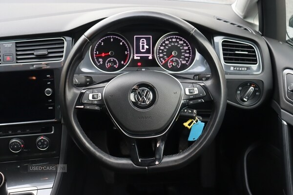 Used Volkswagen Golf 2019 for sale - 76350179: Photo 28