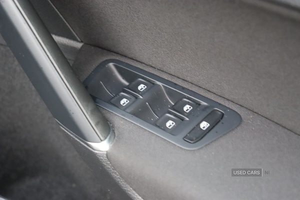 Used Volkswagen Golf 2019 for sale - 76350179: Photo 29