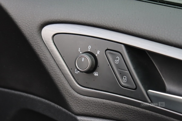 Used Volkswagen Golf 2019 for sale - 76350179: Photo 30