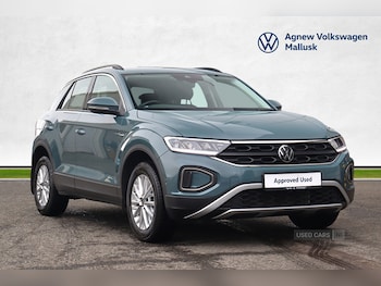 Used Volkswagen T-Roc 2023 for sale - 75928772: Photo
