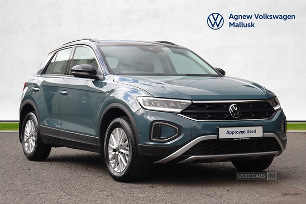 Used Volkswagen T-Roc 2023 for sale - 76965797: Photo 1