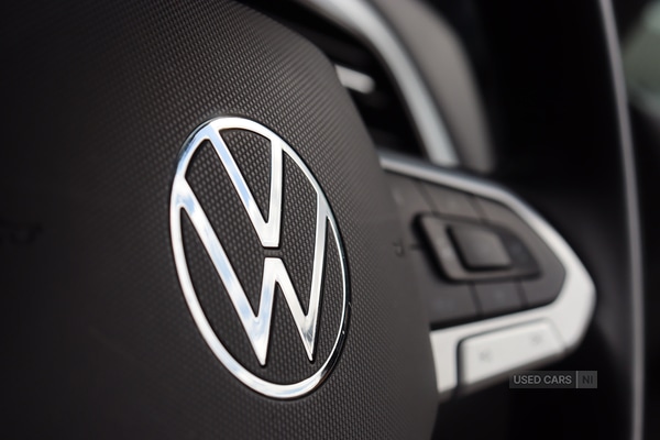 Used Volkswagen T-Roc 2023 for sale - 76965797: Photo 27