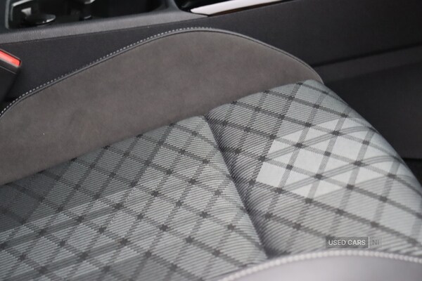 Used Volkswagen Golf 2025 for sale - 76574128: Photo 23