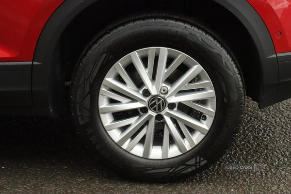 Used Volkswagen T-Roc 2023 for sale - 78215361: Photo 24