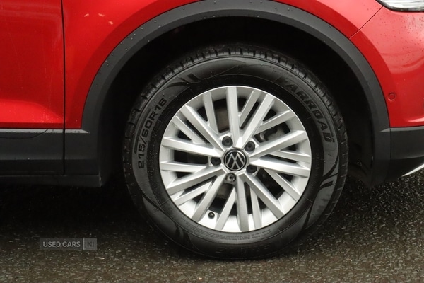 Used Volkswagen T-Roc 2023 for sale - 78215361: Photo 26