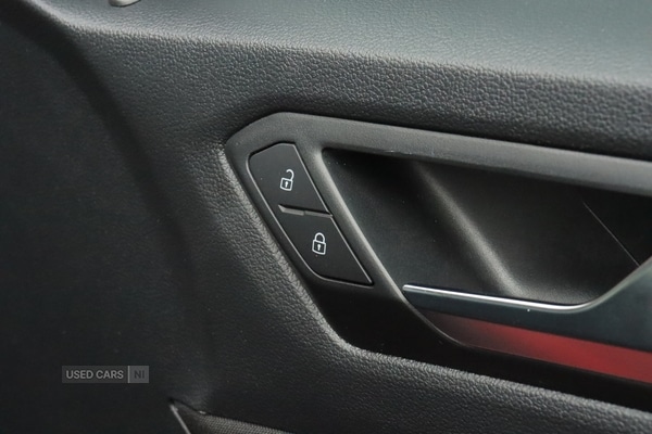 Used Volkswagen T-Roc 2023 for sale - 78215361: Photo 30