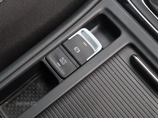 Used Volkswagen Golf 2019 for sale - 76153637: Photo 36