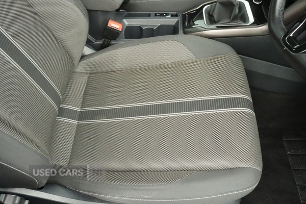 Used Volkswagen T-Roc 2019 for sale - 77697100: Photo 23