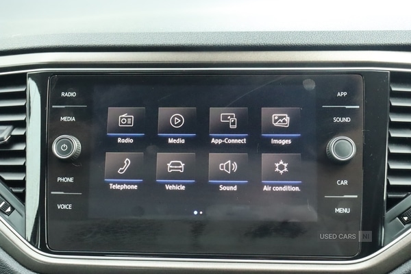 Used Volkswagen T-Roc 2019 for sale - 77697100: Photo 30