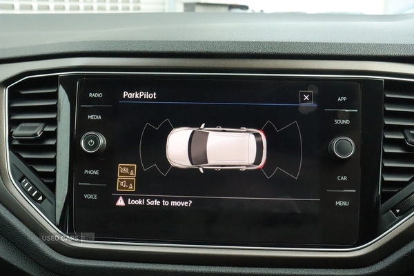 Used Volkswagen T-Roc 2019 for sale - 77697100: Photo 31