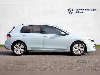 Used Volkswagen Golf 2024 for sale - 75942417: Photo