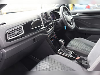 Used Volkswagen T-Roc 2025 for sale - 75721039: Photo