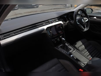 Used Volkswagen Passat 2020 for sale - 75697518: Photo