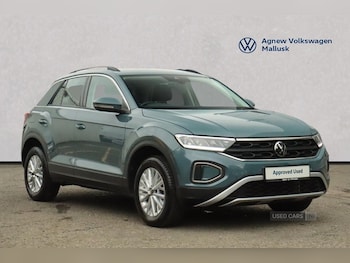 Used Volkswagen T-Roc 2023 for sale - 78363180: Photo