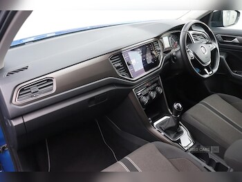 Used Volkswagen T-Roc 2019 for sale - 76474004: Photo