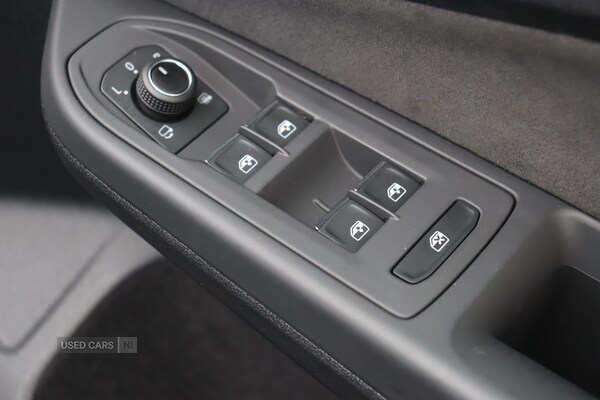 Used Volkswagen Golf 2025 for sale - 76350166: Photo 30