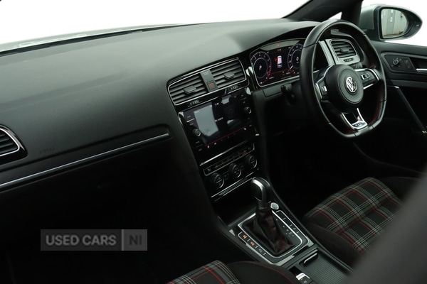 Used Volkswagen Golf 2019 for sale - 77958791: Photo 2