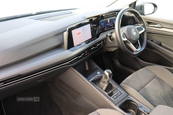 Used Volkswagen Golf 2022 for sale - 76702778: Photo 2