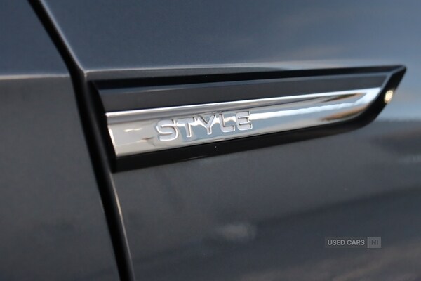 Used Volkswagen Golf 2022 for sale - 76702778: Photo 22