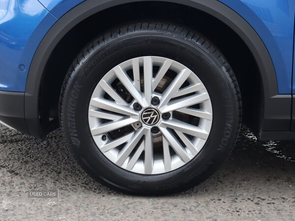 Used Volkswagen T-Roc 2023 for sale - 76201895: Photo 22